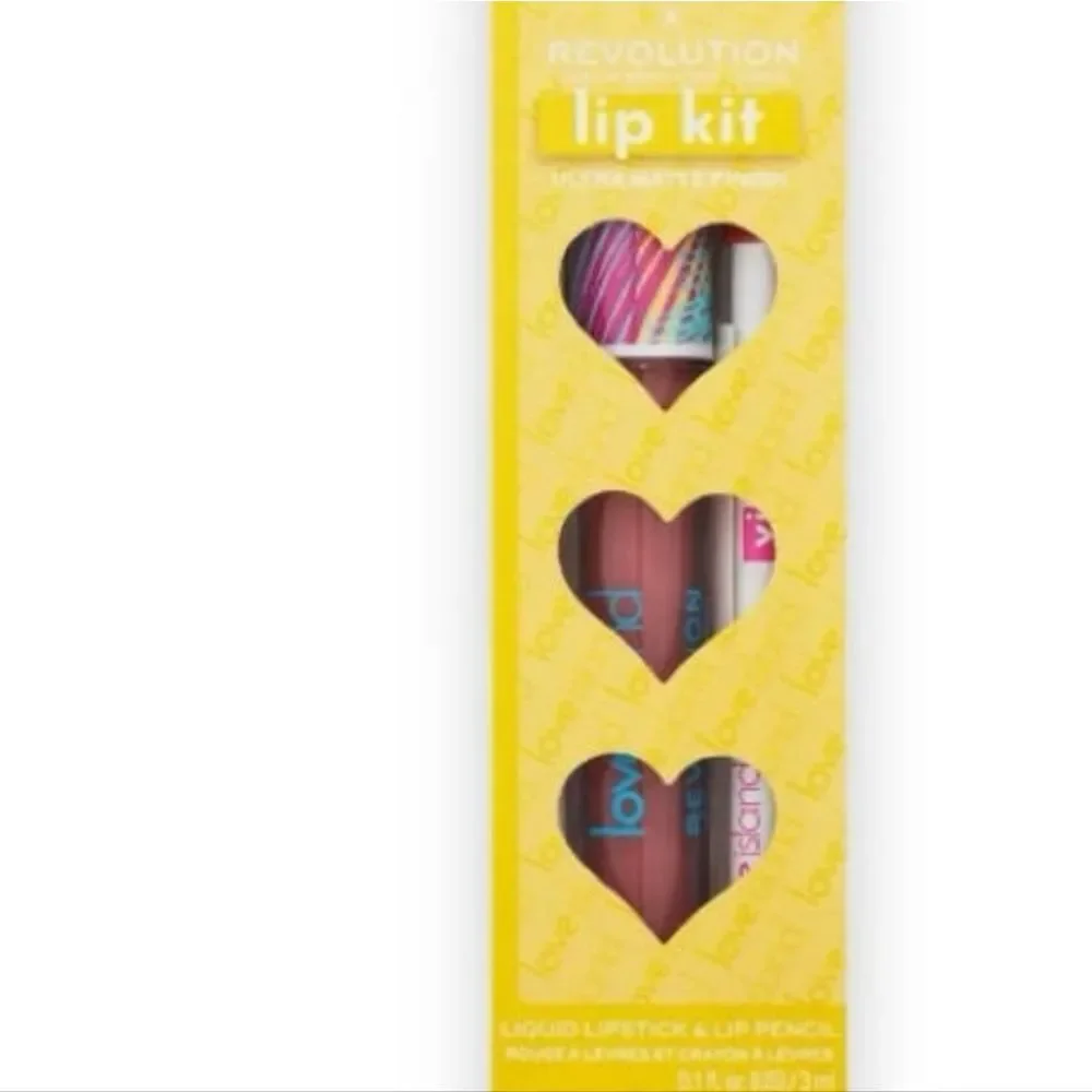 Revolution Beauty X Love‎ Island Ultra Matte Finish Lip Kit